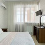 4-местный Комфорт плюс с видом на бассейн