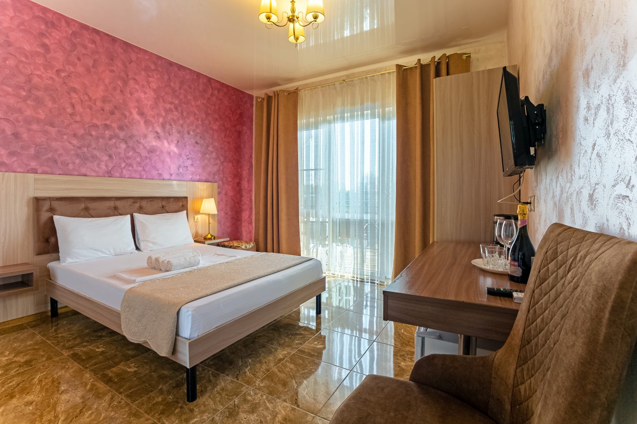 De Luxe (На 2 этаже), Отель Eco Life