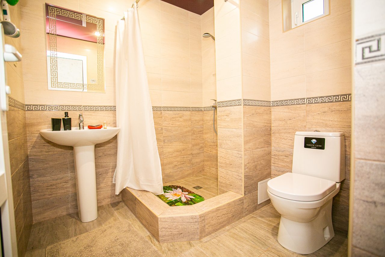 De Luxe (На 3 этаже), Отель Eco Life