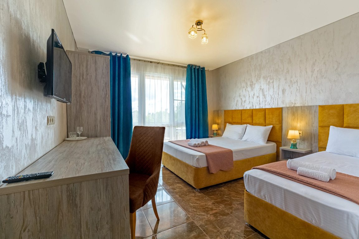 De Luxe (На 3 этаже), Отель Eco Life