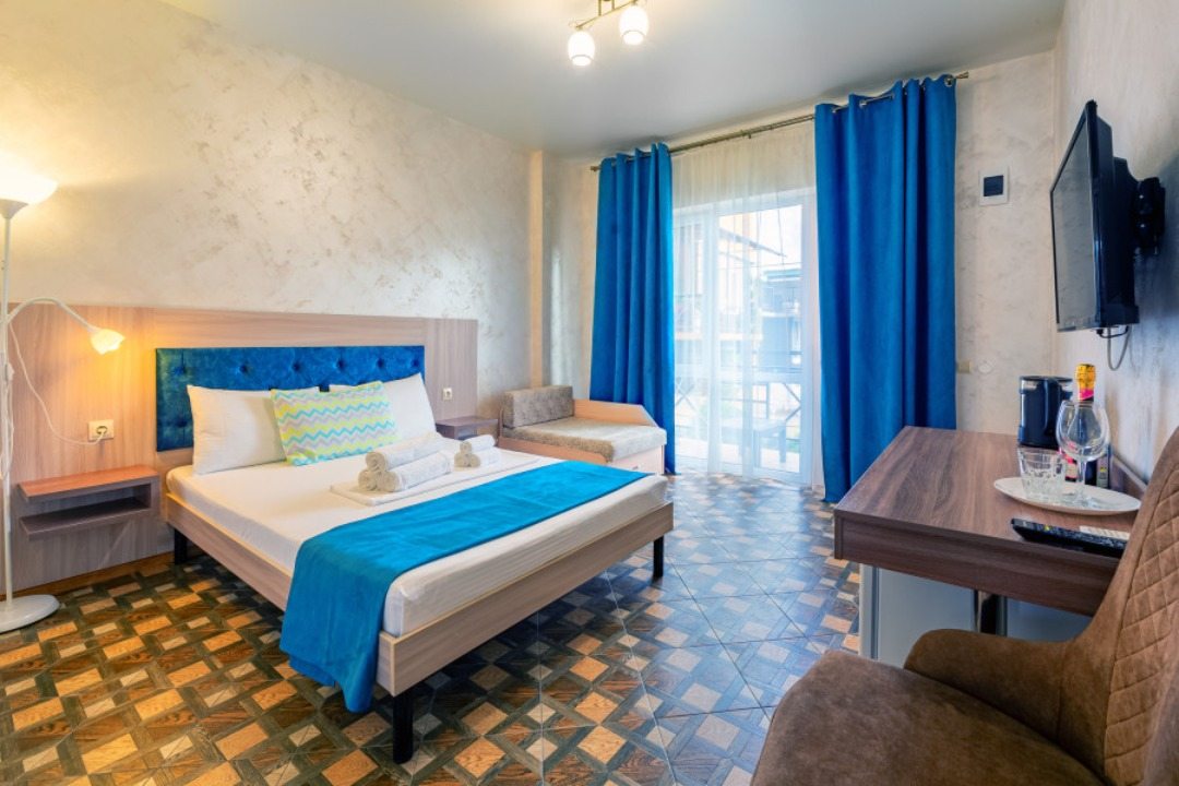 De Luxe (На 1 этаже), Отель Eco Life