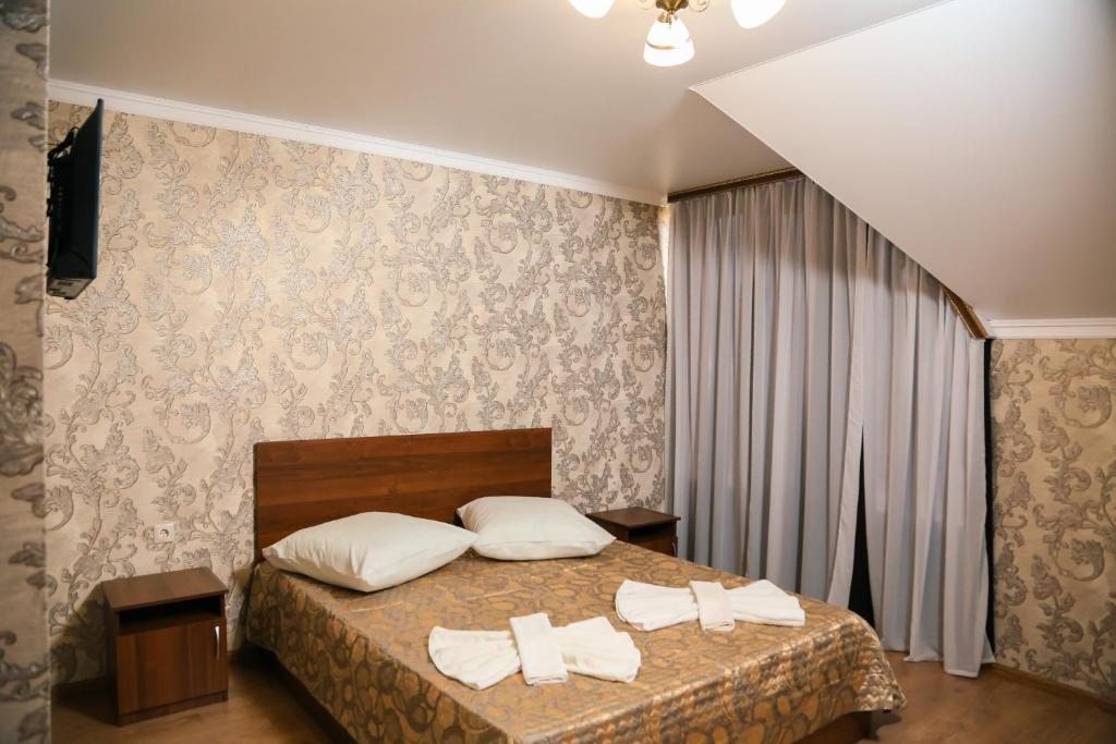 Двухместный (Двухместный номер с 1 кроватью и собственной ванной комнатой) отеля Бон Амур, Гагра
