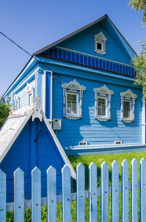 Гостевой дом Маленький дом с большим сердцем, Веськово