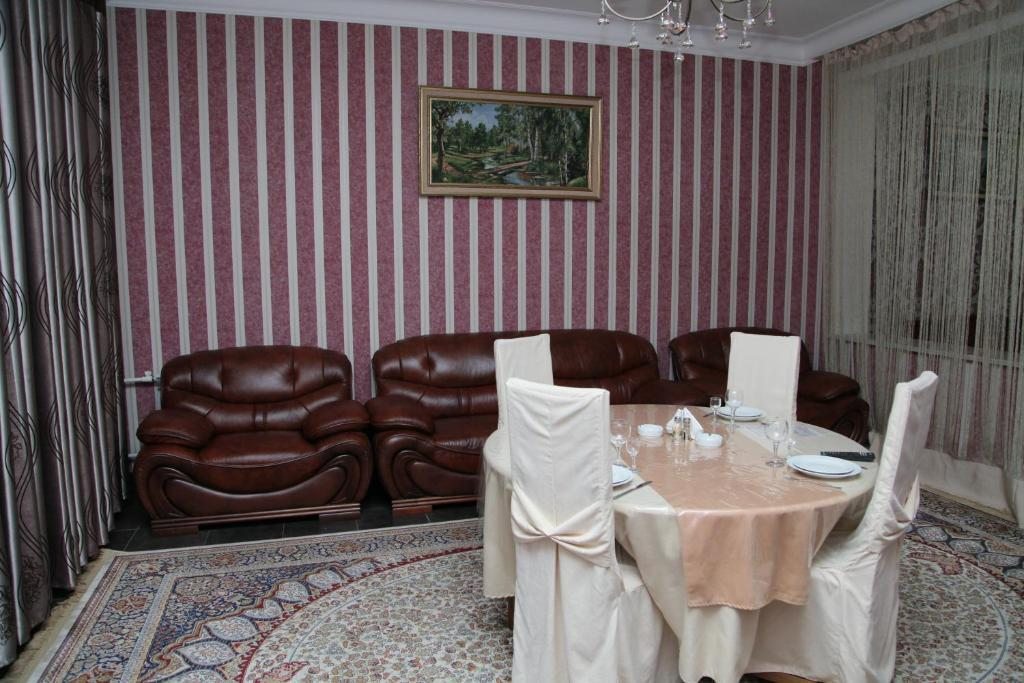Сьюит (Классический люкс) отеля Inn Kavkaz, Махачкала