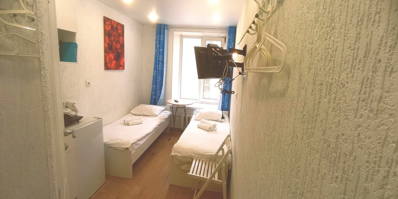 Двухместный (Стандартный 2-х местный с 2 кроватями) гостиницы Travelto Нарвская, Санкт-Петербург