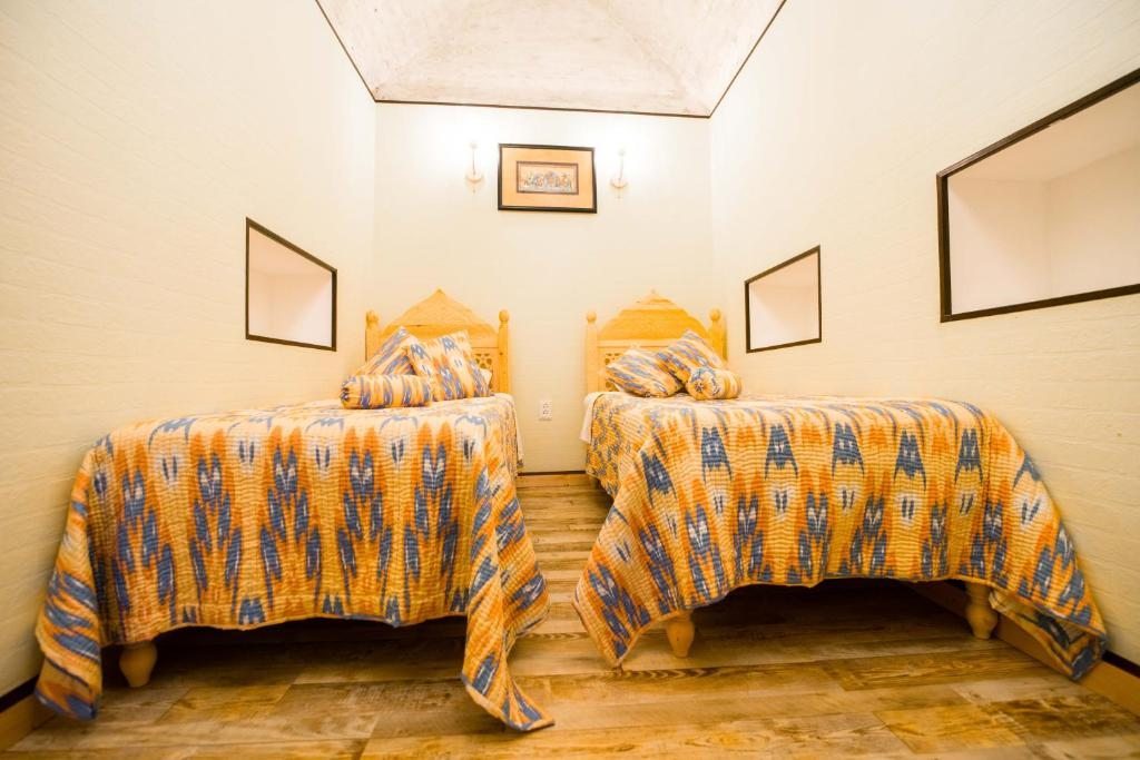 Двухместный (Стандартный двухместный номер с 1 кроватью или 2 отдельными кроватями) хостела Минфиза, Бухара