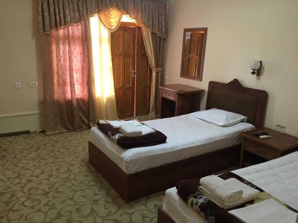 Двухместный (Бюджетный двухместный номер с 2 отдельными кроватями) отеля Фатима, Бухара