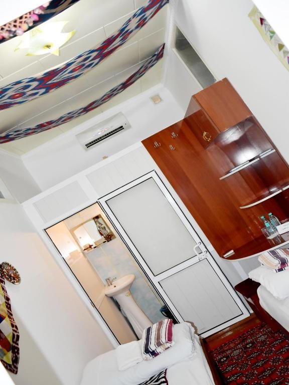 Двухместный (Бюджетный двухместный номер с 2 отдельными кроватями) отеля Khiva Alibek, Хива
