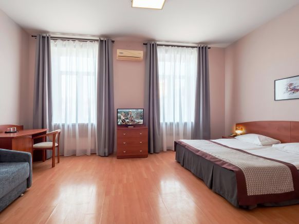 Фотография номера гостиницы Друзья Обухов