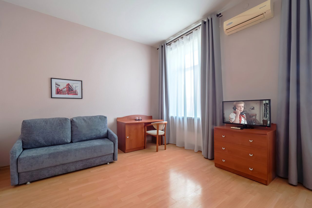 Двухместный (Комфорт с двумя отдельными кроватями и диваном), Отель Друзья Обухов