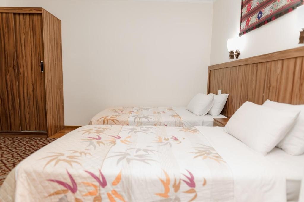 Двухместный (Стандартный двухместный номер с 1 кроватью или 2 отдельными кроватями) отеля Дилшода, Самарканд