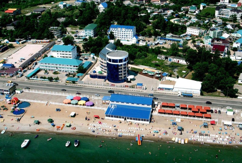 Пляж, Отель Кристалл де Люкс