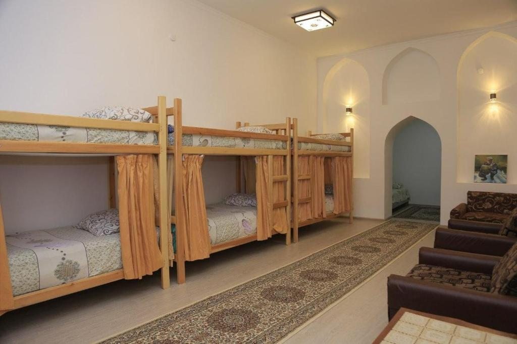 Номер (Односпальная кровать в общем номере) гостевого дома Rumi, Бухара