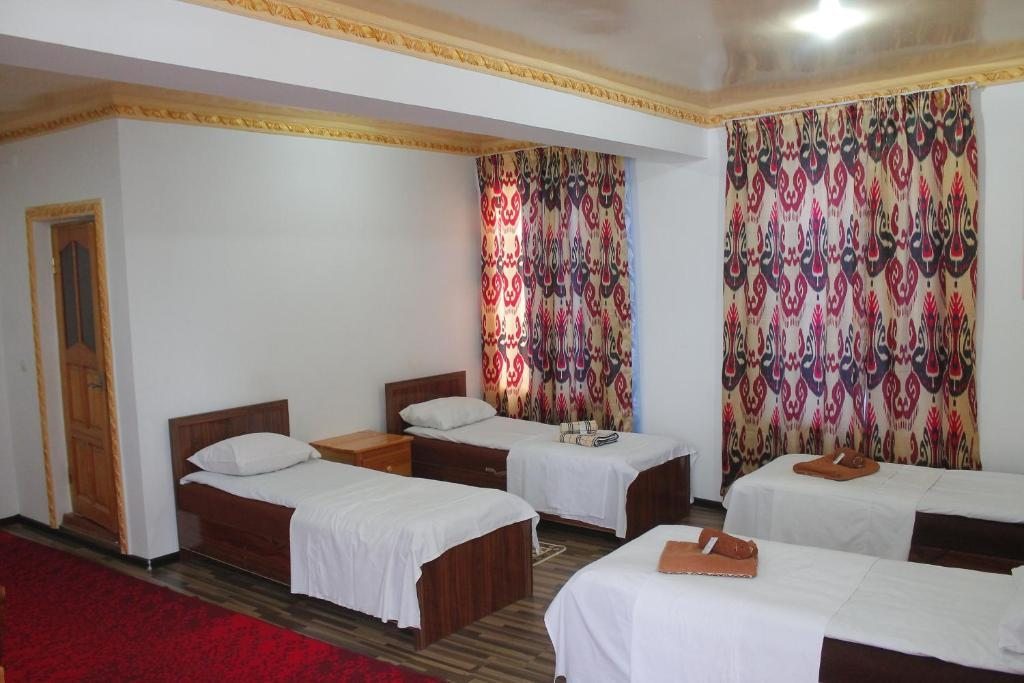 Четырехместный (Четырехместный номер «Комфорт») отеля Samani Bukhara, Бухара