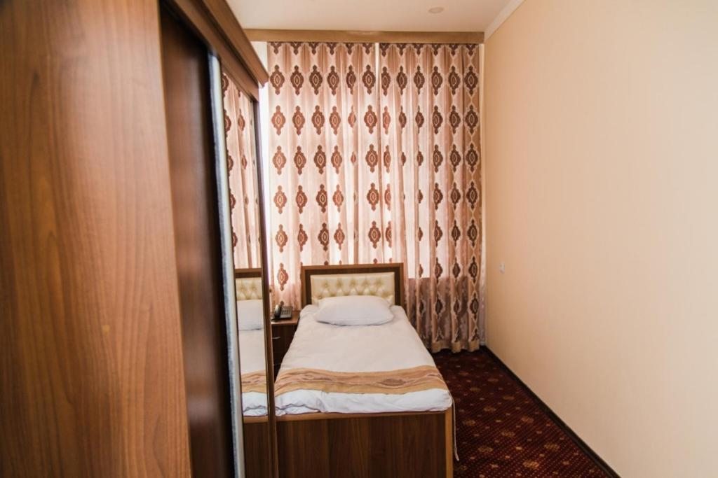 Одноместный (Одноместный номер с общей ванной комнатой) отеля АРТ, Ташкент