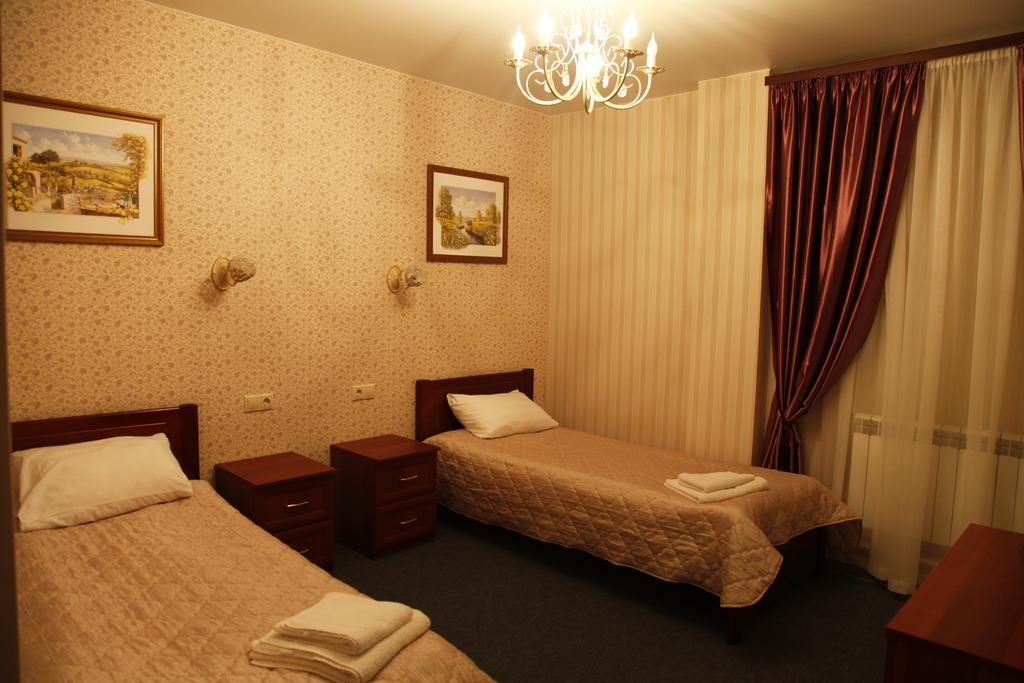 Двухместный (Бюджетный двухместный номер с 2 кроватями, без окон) отеля Next на Можайском шоссе, Перхушково, Одинцовский район