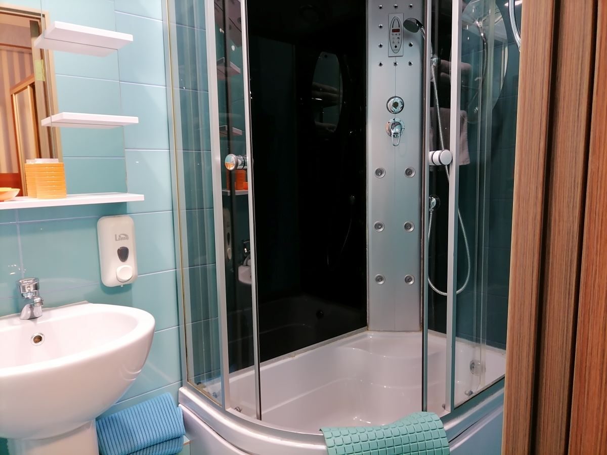 Люкс (Номер Люкс 3-х местный 2-х комнатный (ГД 14)), Отель Хуторок