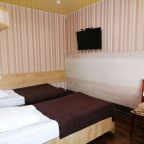 Четырехместный (Комфорт двухкомнатный (Х 6)), Отель Хуторок