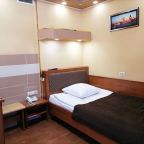 Люкс (Номер 3-х местный 2-х комнатный (Х 3)), Отель Хуторок