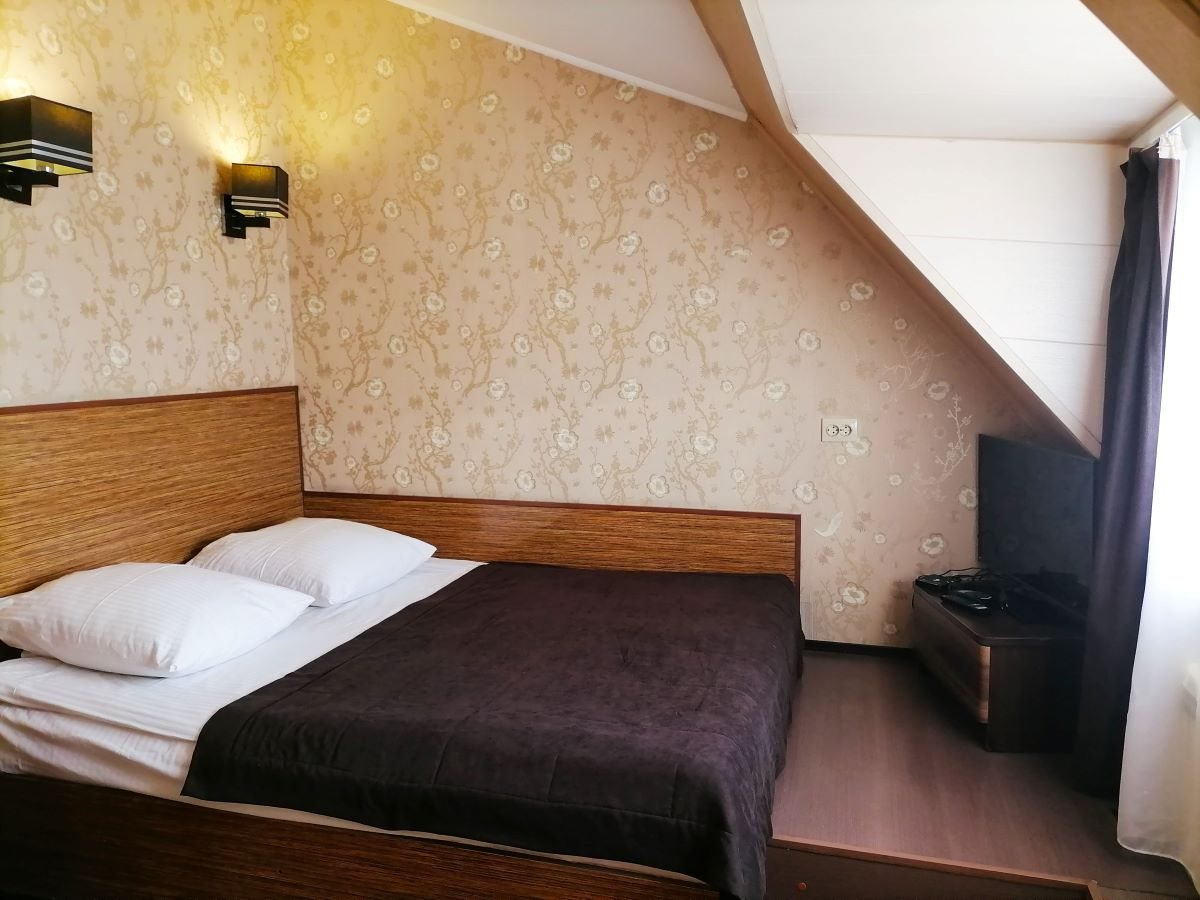 Люкс (Номер 3-х местный 2-х комнатный (Х 3)), Отель Хуторок