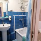 Люкс (Номер 3-х местный 2-х комнатный (Х 3)), Отель Хуторок