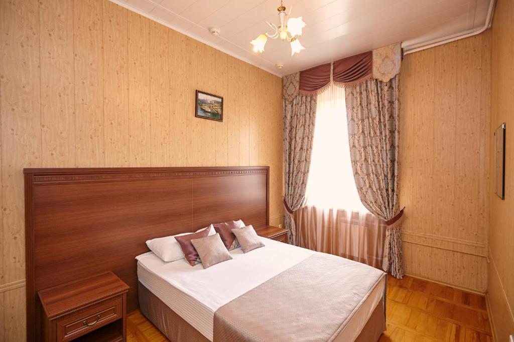 Сьюит (Люкс с 1 спальней) отеля Центральная, Тимашевск