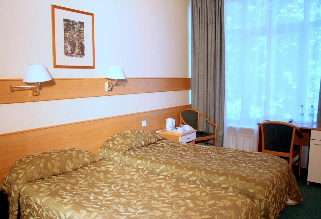 Двухместный (Клубный двухместный номер с 2 отдельными кроватями) отеля Аэротель Домодедово