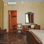 Люкс, Гостевой дом Castle Hotel