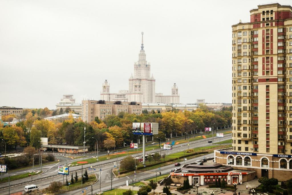 Гостиница университетская москва фото