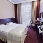 Стандартный двухместный номер с 2 кроватями в отеле «Бридж» 4*, Санкт-Петербург