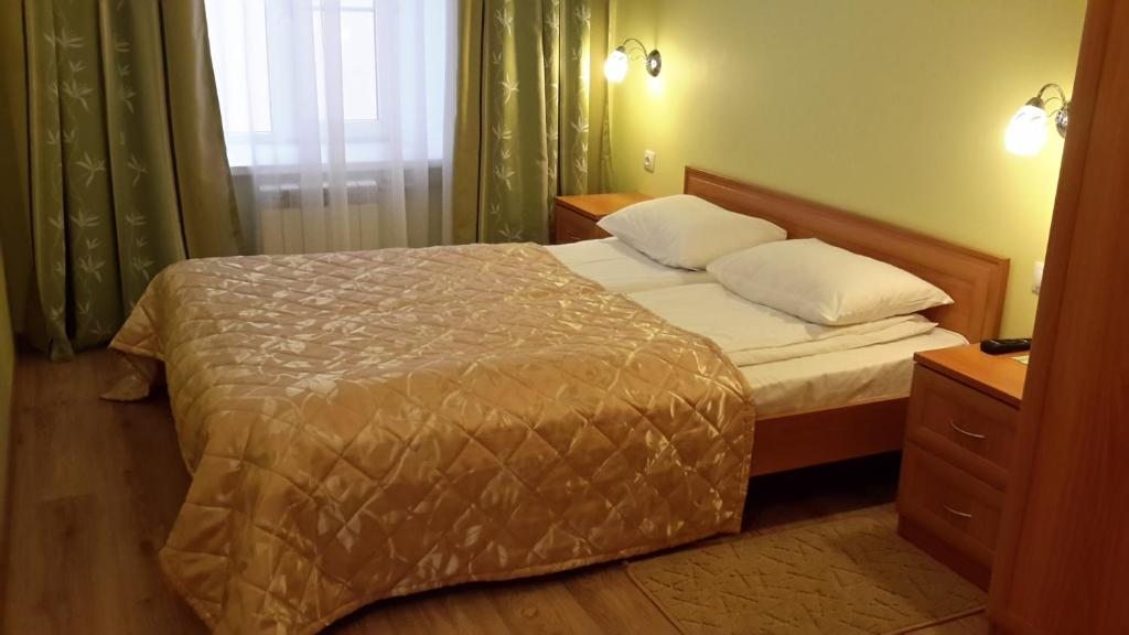 Двухместный (Стандарт с двуспальной кроватью) отеля Александровский, Санкт-Петербург
