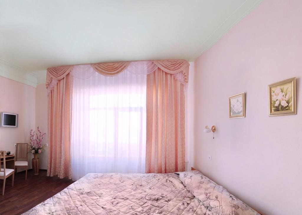 Двухместный (Двухместный номер с 1 кроватью или 2 отдельными кроватями) отеля Грант, Санкт-Петербург