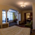 Полулюкс с 1 спальней, вид на сад гостиницы «Приморская», Сочи