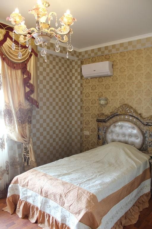 Одноместный (Представительский одноместный номер с ванной комнатой) отеля Русалина, Сочи