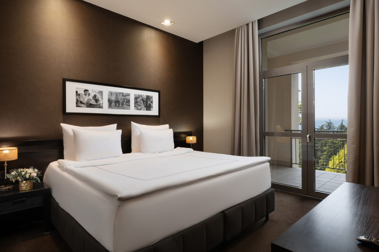 De Luxe (Делюкс с видом на море), РОДИНА Гранд Отель и СПА