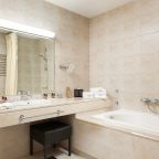 De Luxe (Делюкс с видом на море), РОДИНА Гранд Отель и СПА