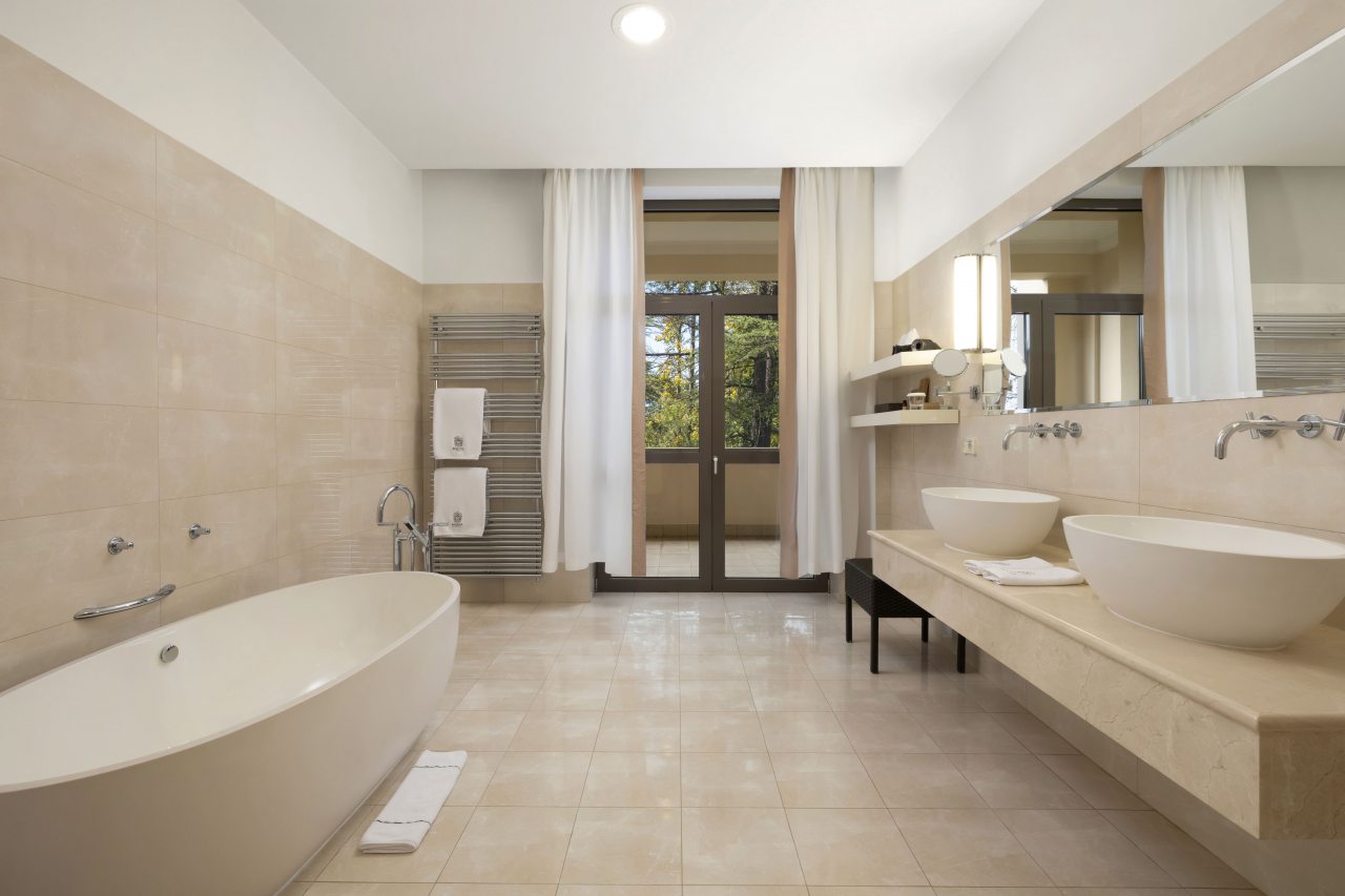 Полулюкс (Джуниор сьют), РОДИНА Гранд Отель и СПА