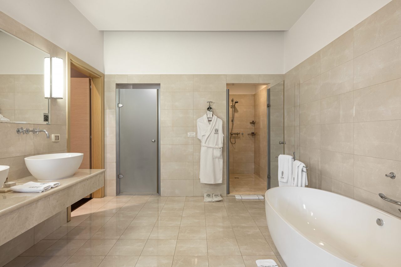 Полулюкс (Джуниор сьют), РОДИНА Гранд Отель и СПА