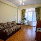 Двухместный (Комфорт 2-комнатный 2-местный до 4 чел. Главный корпус), Отель Маритель