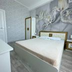 Номер со стороны окна