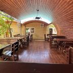 Зона для отдыха у бассейна