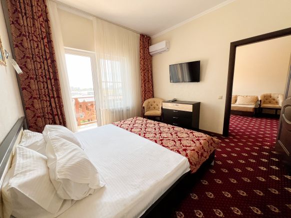 Фотография номера гостиницы Золотой берег