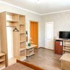 De Luxe (С балконом), Гостевой дом АРОКС