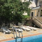 бассейн работаеткруглый год