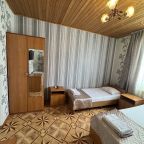Трехместный (Трехместный номер на 4-м этаже), Гостевой дом Алгор