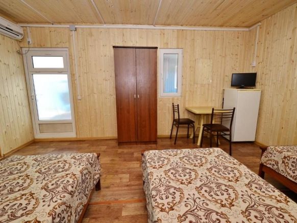 Фотография номера базы отдыха Золотая Лагуна