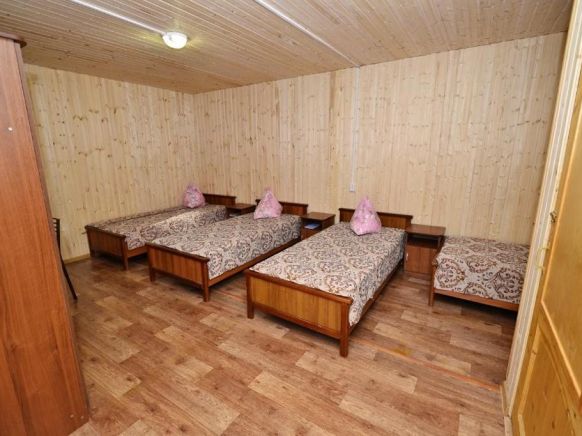 Фотография номера базы отдыха Золотая Лагуна