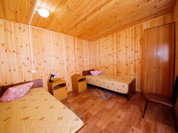 Фотография номера базы отдыха Золотая Лагуна