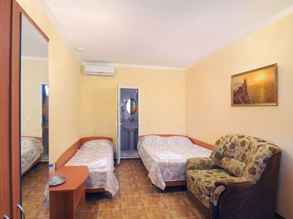 Фотография номера гостиницы Каро