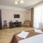 Трехместный (Комфорт трехместный), Отель Luxury House